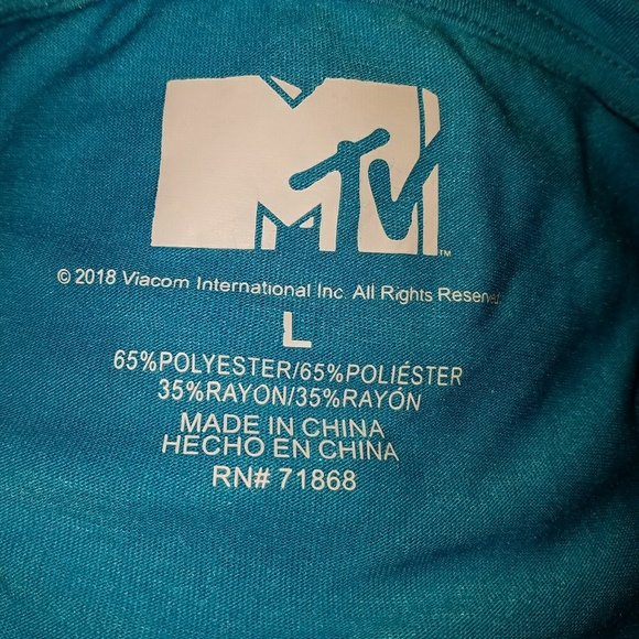 MTV Retro Graphic Crisscross V Neck Tshirt L & M - Picture 3 of 4